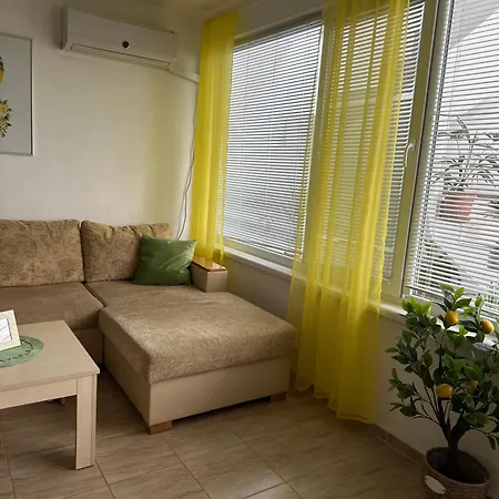 House Velevi Apartment Sveti Vlas