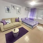 House Velevi Свети Влас
